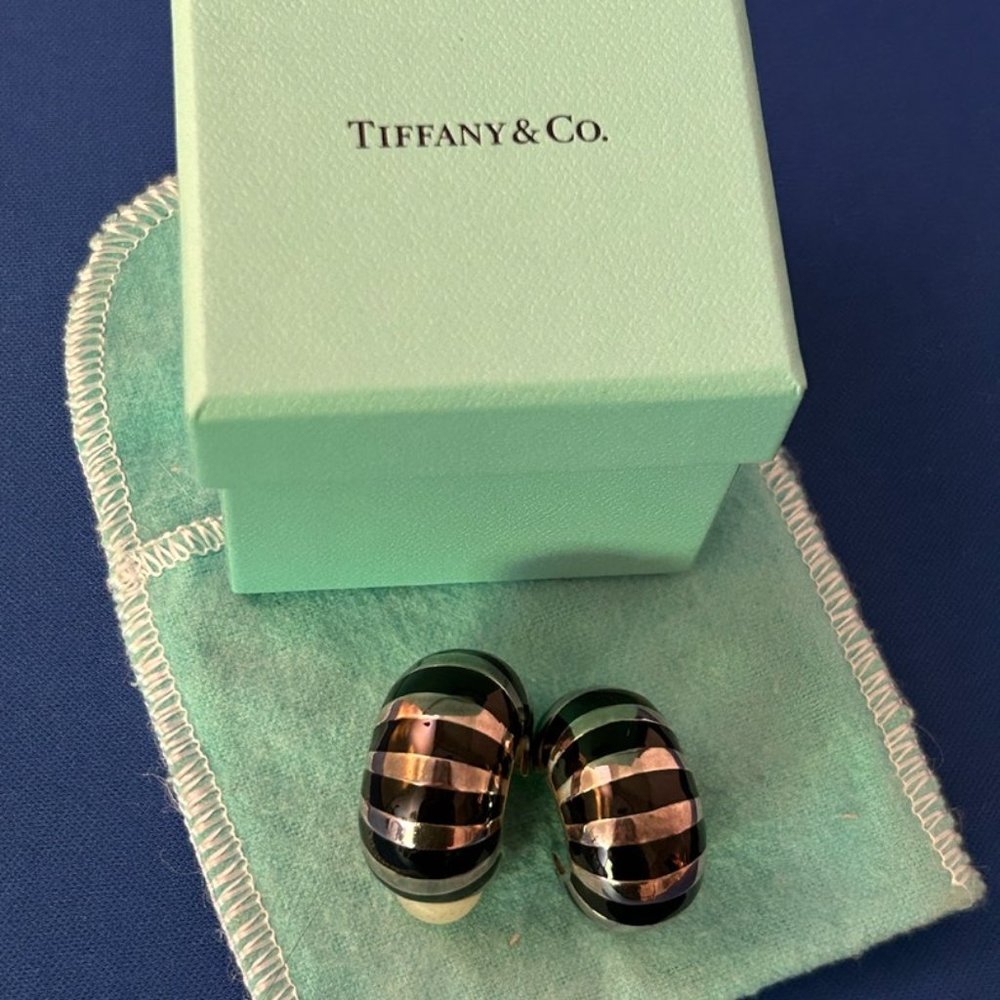 Vintage Tiffany & Co 925 Silver Black Blue Enamel Shrimp Omega Earrings - Picture 1 of 14
